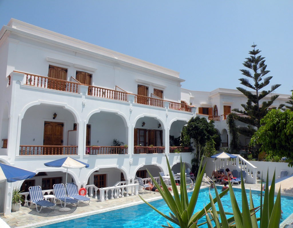 hotel-santorini1_2-2.jpg